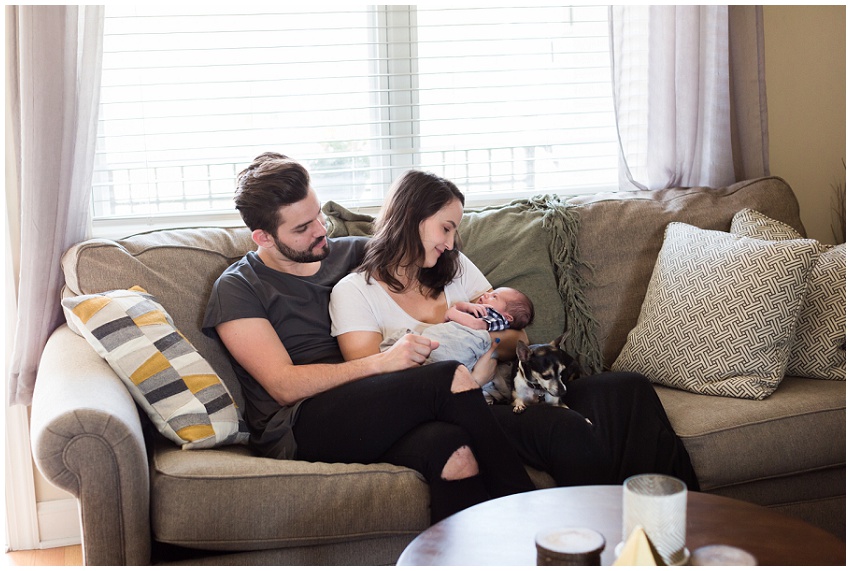 Charlotte family lifestyle in home newborn session by Charlotte Lifestyle Photographer Samantha Laffoon Photography