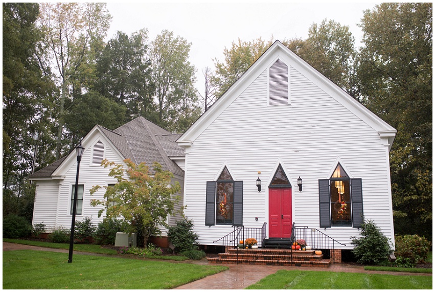 Charlotte wedding photographer, Rainy wedding day, fall wedding, autumn wedding, North Carolina wedding, Morning Star Chapel wedding, Wedding photographer, Top Charlotte wedding photographer, Best Charlotte wedding photographer