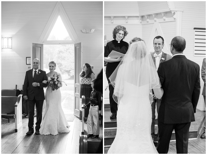 Charlotte wedding photographer, Rainy wedding day, fall wedding, autumn wedding, North Carolina wedding, Morning Star Chapel wedding, Wedding photographer, Top Charlotte wedding photographer, Best Charlotte wedding photographer