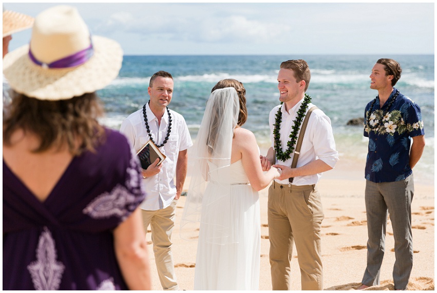 Stunning Tunnels Beach Kauai Wedding in Hawaii by Destination Wedding Photorgapher Samantha Laffoon_0077.jpg