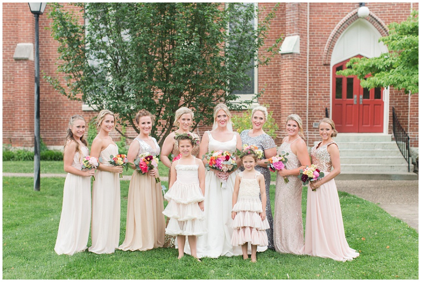 Beautiful Silver, Pink and Gold Melwood Arts Center Wedding in Louisville Kentucky by Destination Wedding Photographer Samantha Laffoon_0617
