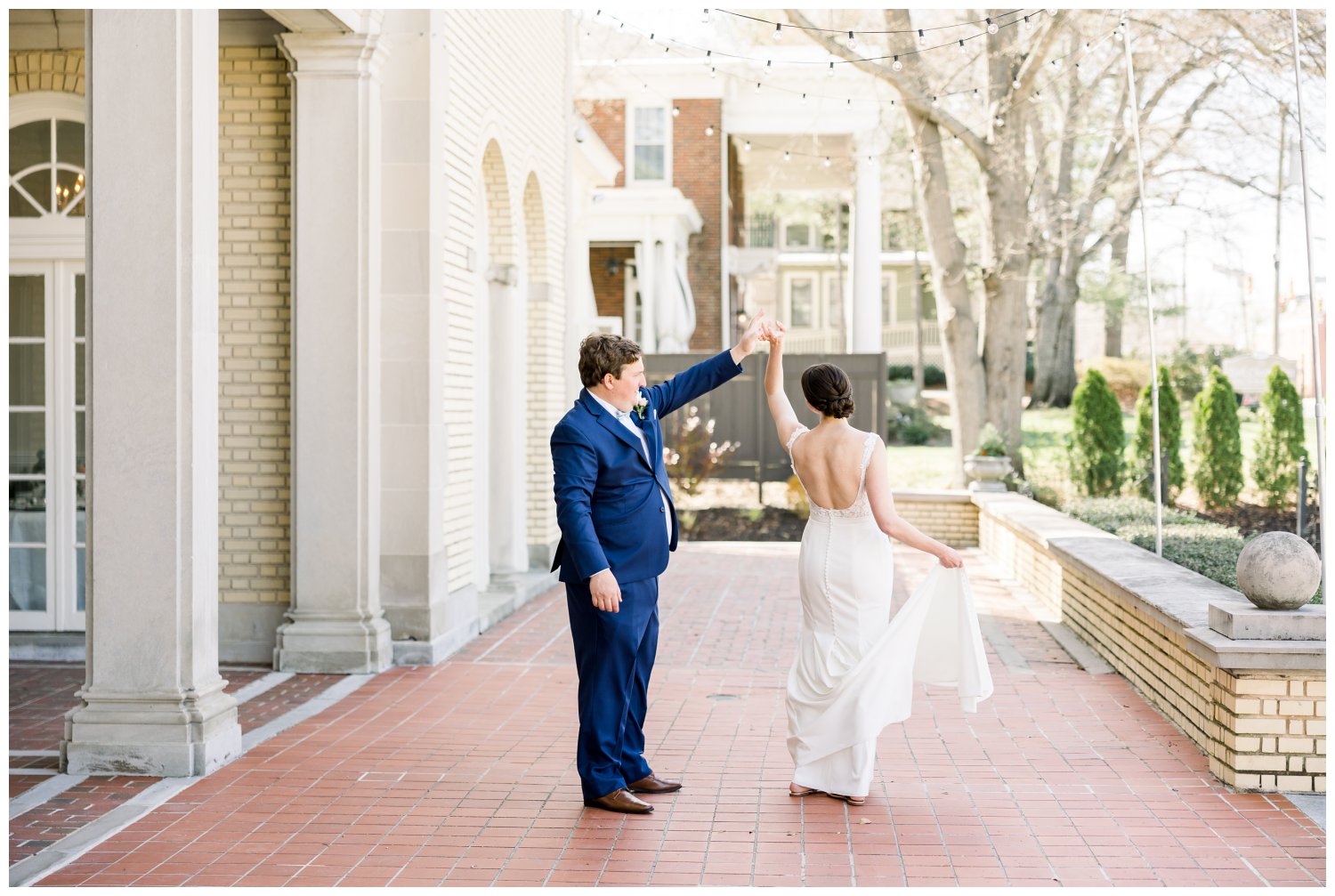 charlotte spring wedding photos at separk mansion